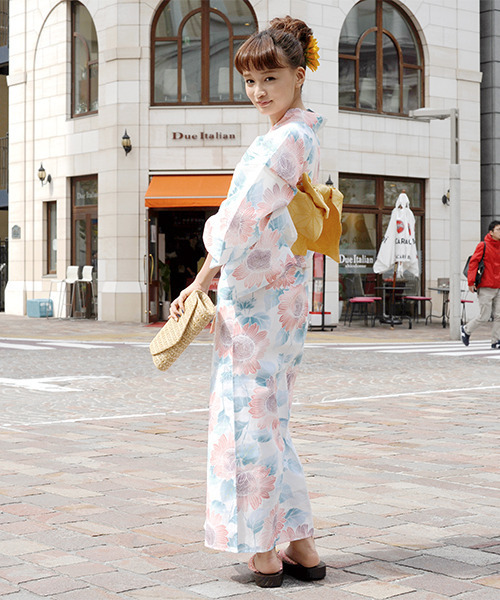 bonheur saisons(ボヌールセゾン)の「浴衣3点セット (浴衣+帯+下駄)「bonheur saisons/ボヌールセゾン」(浴衣・レディース・ネイビー/ブルー系その他2/ホワイト系その他2/ブラック/ホワイト系その他/ブルー系その他/ホワイト系その他3/ホワイト×ピンク/ブルー系その他3/ホワイト×パープル/ブラック×レッド/ブルー系その他4/ホワイト×ブルー・FREE/フリ-)」の17枚目の写真