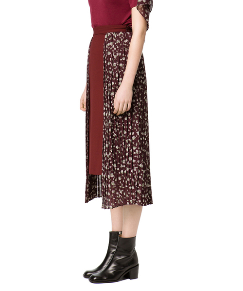CLANE（クラネ）の「DROP FLOWER PLEATS LAYERED SKIRT（スカート・レディース・ボルドー/ブラック/カーキ・1/2/0）」の6枚目の写真