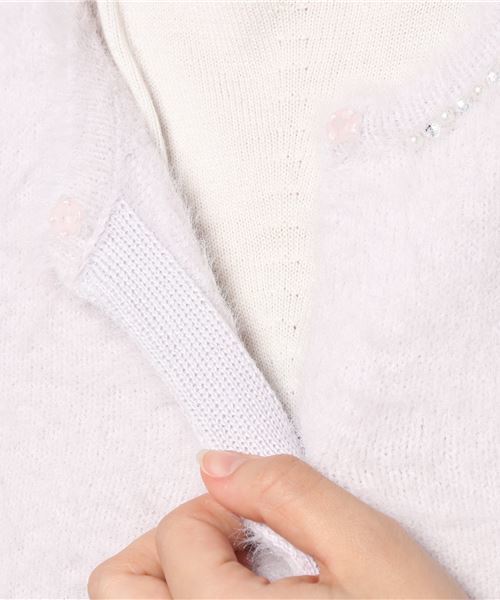 LODISPOTTO（ロディスポット）の「ふわふわフェザーカーディガン（カーディガン/ボレロ・レディース・ホワイト/ライトブルー/ベビーピンク/ラベンダー・MEDIUM）」の5枚目の写真