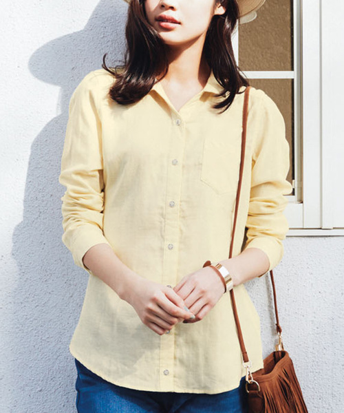 Live in comfort(リブインコンフォート)の「リブ イン コンフォート すっきりシルエットで毎日着たくなる やわらかダブルガーゼシャツ(シャツ/ブラウス・レディース・ネイビー/レッド/オフホワイト/ピンク/ブラック×ホワイト/ライトイエロー・SMALL/MEDIUM/LARGE/X-LARGE/XX-LARGE)」の5枚目の写真