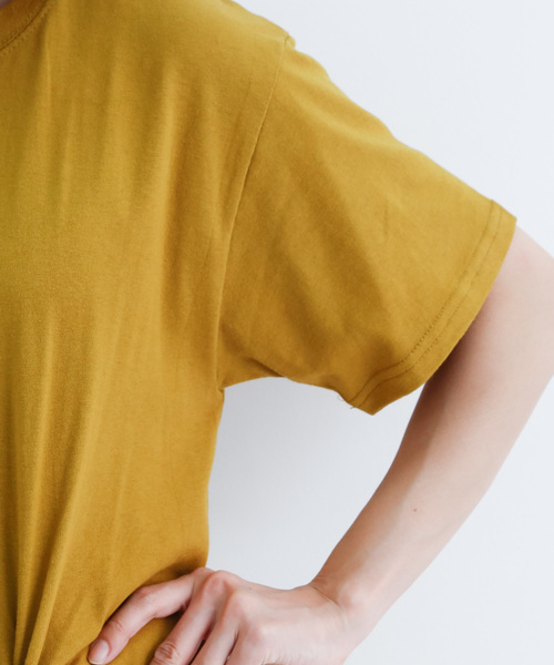MERLOT（メルロー）の「ツイストTシャツワンピース7852（ワンピース・レディース・グリーン/ブラック/ブラウン/ベージュ/マスタード・FREE）」の12枚目の写真