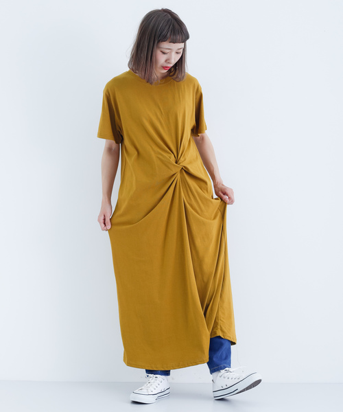 MERLOT（メルロー）の「ツイストTシャツワンピース7852（ワンピース・レディース・グリーン/ブラック/ブラウン/ベージュ/マスタード・FREE）」の22枚目の写真