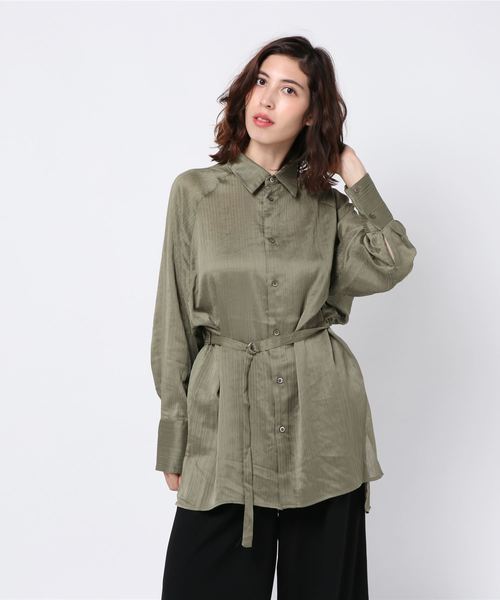 MOUSSY（マウジー）の「CREPE LOOSE LONG SHIRT（シャツ/ブラウス・レディース・ライトカーキ/アイボリー/ブラック/ボルドー・FREE）」の9枚目の写真