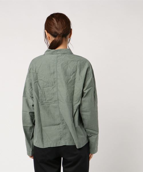 OLD BETTY'S（オールドベティーズ）の「Wide Utility Shirts/ワイド ユーティリティー シャツ（シャツ/ブラウス・レディース・ベージュ/オリーブ・FREE）」の4枚目の写真