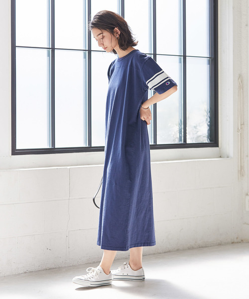 Champion（チャンピオン）の「FOOTBALL T-SHIRTS ONE PIECE（ワンピース・レディース・ブラック/ネイビー/ホワイト系その他・MEDIUM）」の7枚目の写真