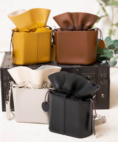 KOBE LETTUCE(コウベレタス)の「2wayミニショルダー巾着バッグ(ショルダーバッグ・レディース・ブラック/ブラウン/グレー/イエロー・FREE)」の4枚目の写真