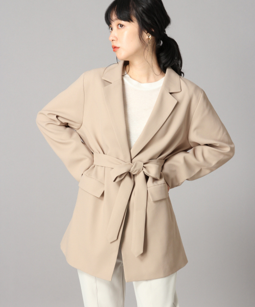 アイボリー ベルト付きジャケット LOWRYS FARM（ローリーズファーム）の「ベルトツキジャケット 847116