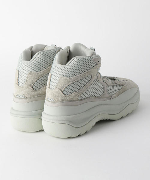 Yeezy（イージー）の「adidas YEEZY DESERT BOOT 