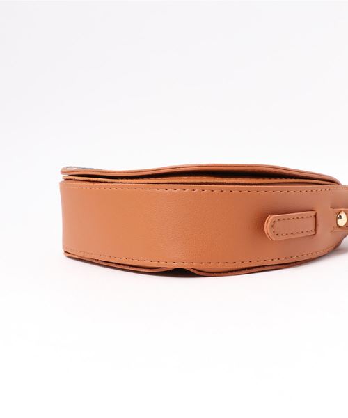 SPIGA（スピーガ）の「ﾊﾟｲｿﾝ柄ｼｮﾙﾀﾞｰﾊﾞｯｸﾞ（ショルダーバッグ・レディース・ブラック/ベージュ/イエロー/キャメル・FREE）」の6枚目の写真