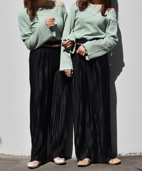 PairPair（ペアペア）の「リブワンショルトップス（Tシャツ/カットソー・レディース・ブラック/オフホワイト/ライトグリーン/モカ・FREE）」の19枚目の写真