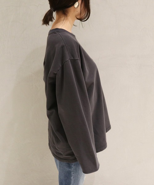 ADAM ET ROPE'（アダムエロペ）の「バックツイスト裏毛プルオーバー（Tシャツ/カットソー・レディース・ベージュ/スミクロ・FREE）」の8枚目の写真