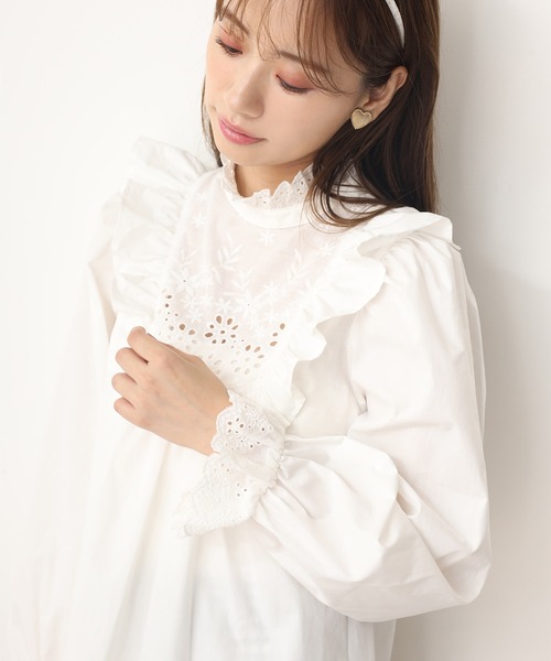 one after another NICE CLAUP(ワンアフターアナザーナイスクラップ)の「vintage風レースブラウス(シャツ/ブラウス・レディース・ブラック/ベージュ/オフホワイト・FREE)」の12枚目の写真