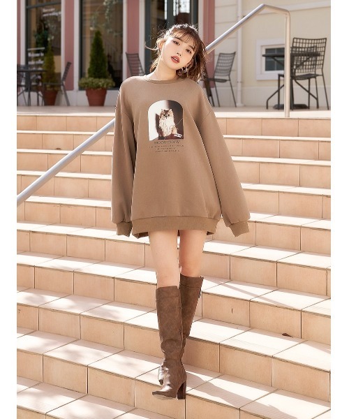ダーリッチ Darich キャットモチーフスウェット Darich（ダーリッチ）の「キャットモチーフスウェット