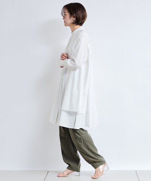 DouDou（ドゥドゥ）の「デザインタックシャツチュニック（シャツ/ブラウス・レディース・ホワイト/ベージュ/サックスブルー・FREE）」の5枚目の写真