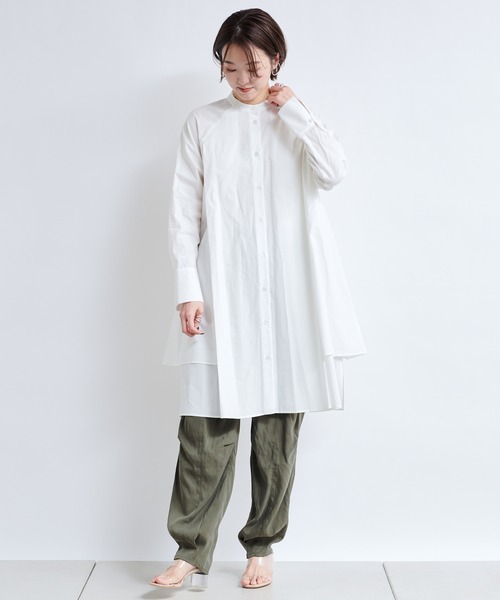 DouDou（ドゥドゥ）の「デザインタックシャツチュニック（シャツ/ブラウス・レディース・ホワイト/ベージュ/サックスブルー・FREE）」の6枚目の写真