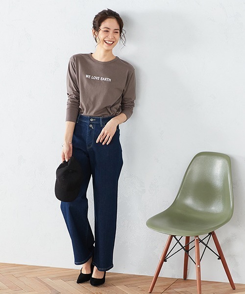 COMME CA ISM（コムサイズム）の「ロゴプリント Tシャツ（Tシャツ/カットソー・レディース・ホワイト/ブラック/ネイビー/ブラウン/イエロー×グリーン・MEDIUM/LARGE）」の9枚目の写真