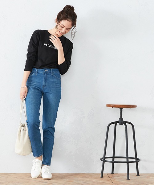 COMME CA ISM（コムサイズム）の「ロゴプリント Tシャツ（Tシャツ/カットソー・レディース・ホワイト/ブラック/ネイビー/ブラウン/イエロー×グリーン・MEDIUM/LARGE）」の11枚目の写真