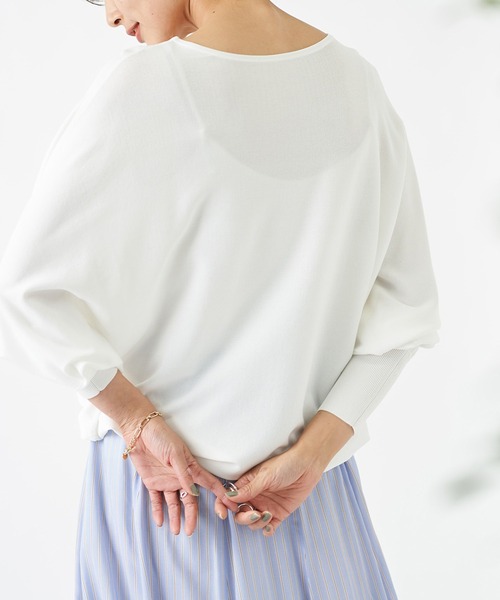 RIVE DROITE(リヴドロワ)の「ボートネックワイドドルマンニット(ニット/セーター・レディース・オフホワイト/グレー/グレー系その他/カーキ・FREE)」の5枚目の写真