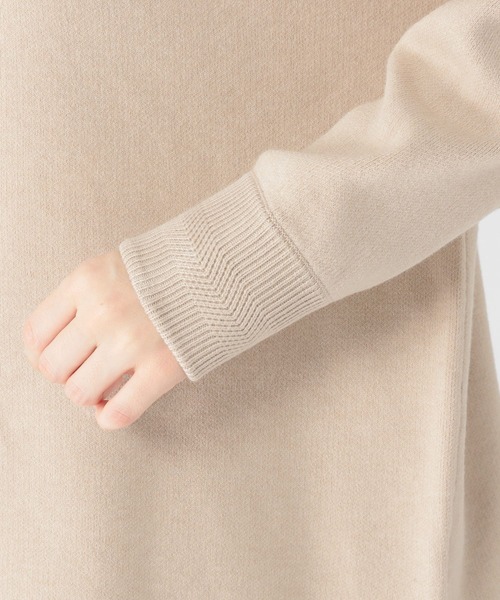 studio CLIP（スタディオクリップ）の「12ゲージボーイズBIGニット（ニット/セーター・レディース・ベージュ/ブルー/ライトグリーン・FREE）」の11枚目の写真