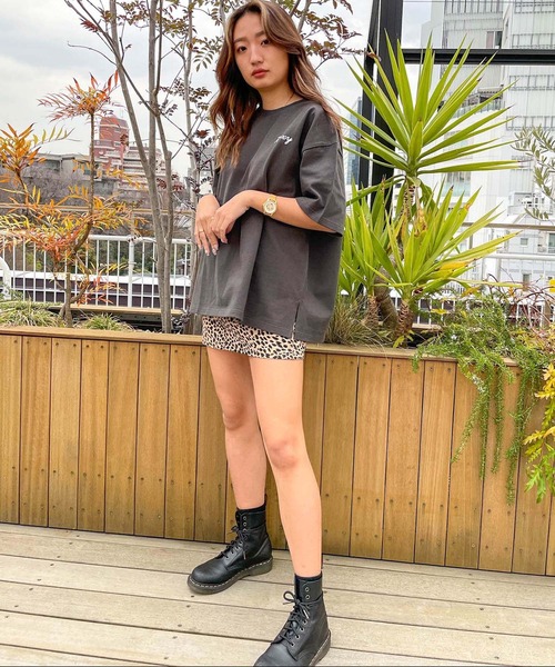 ROXY(ロキシー)の「【ZOZO限定アイテム】BACK PHOTO TEE/ロキシーバックプリント半袖フォトTシャツ(Tシャツ/カットソー・レディース・ブラック/ベージュ/ナチュラル・MEDIUM)」の4枚目の写真