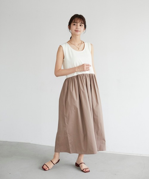 CRAFT STANDARD BOUTIQUE（クラフトスタンダードブティック）の「異素材コンビネーションスリーブレスワンピース　＊（ワンピース・レディース・ブラック/ブルー/モカ/ホワイト×ブルー/ホワイト×ブラック/ホワイト×ブラウン・M/L）」の7枚目の写真