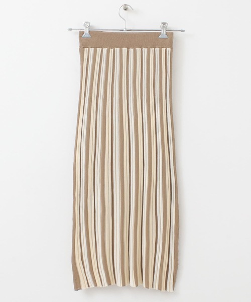 ITEMS URBANRESEARCH（アイテムズ アーバンリサーチ）の「ストライプニットタイトスカート（スカート・レディース・ベージュ/グリーン・FREE）」の16枚目の写真