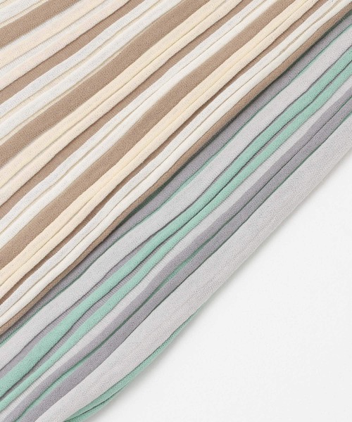 ITEMS URBANRESEARCH（アイテムズ アーバンリサーチ）の「ストライプニットタイトスカート（スカート・レディース・ベージュ/グリーン・FREE）」の18枚目の写真