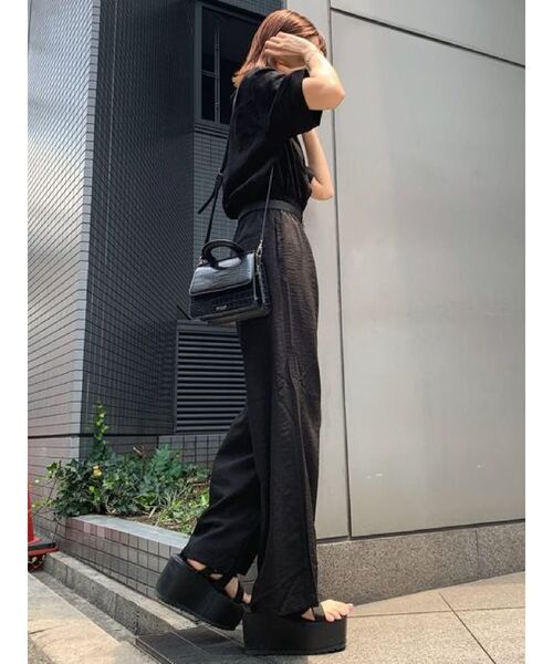 ハーフスリーブオールインワン