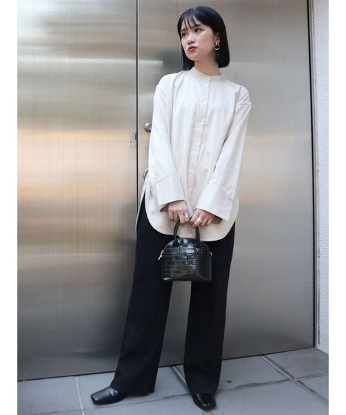 MURUA（ムルーア）の「ノーカラーチンツシャツ（シャツ/ブラウス・レディース・パープル/ブラウン/アイボリー・FREE）」の11枚目の写真