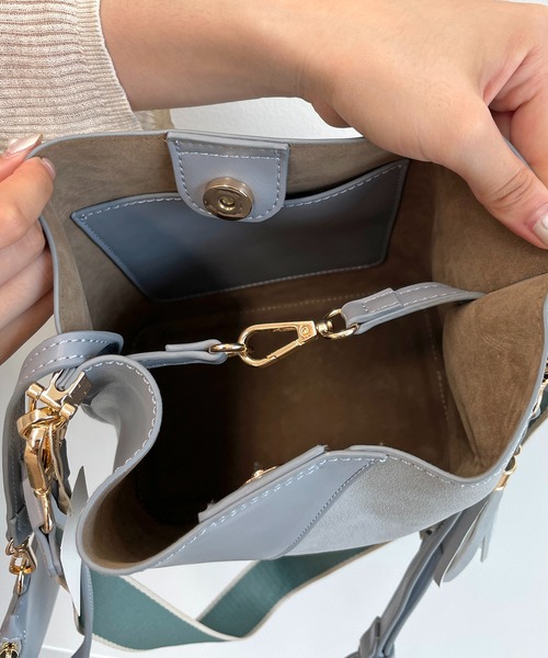 CAPRICIEUX LE'MAGE（カプリシューレマージュ）の「異素材コンビショルダーバッグ（ショルダーバッグ・レディース・ベージュ/ブルー/キャメル・ONE SIZE）」の10枚目の写真