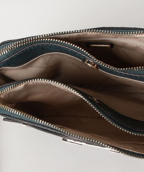 Guess（ゲス）の「BEA Double Zip Crossbody Bag（ショルダーバッグ）」 WEAR