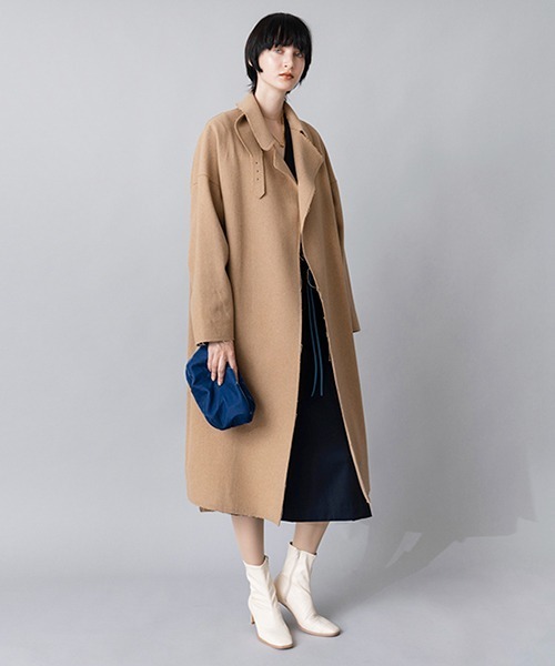 Casselini（キャセリーニ）の「LE VERNIS(ル・ベルニ)ベルベットリンクルクラッチ（ショルダーバッグ・レディース・ブラック/ブルー・FREE）」の9枚目の写真