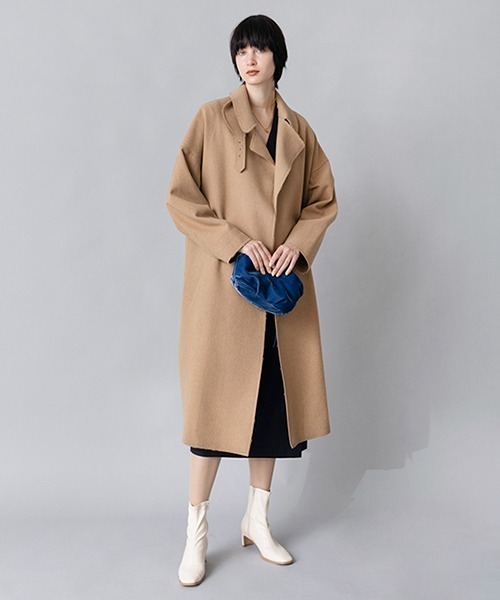 Casselini（キャセリーニ）の「LE VERNIS(ル・ベルニ)ベルベットリンクルクラッチ（ショルダーバッグ・レディース・ブラック/ブルー・FREE）」の10枚目の写真