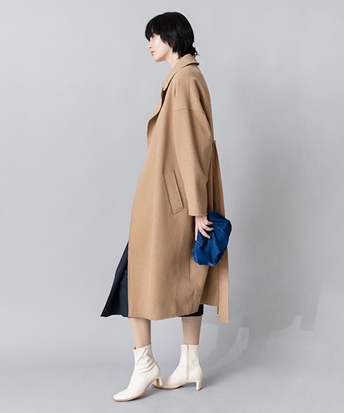 Casselini（キャセリーニ）の「LE VERNIS(ル・ベルニ)ベルベットリンクルクラッチ（ショルダーバッグ・レディース・ブラック/ブルー・FREE）」の13枚目の写真