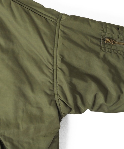 GLAZOS（グラソス）の「薄中綿入り・リバーシブルMA-1（MA-1・キッズ・ブラック/カーキ/ブラウン・130cm/140cm/150cm/160cm/170cm）」の10枚目の写真