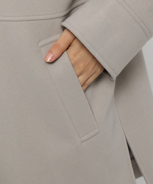 LOWRYS FARM（ローリーズファーム）の「ウールライクポンチョコート　952595（ポンチョ・レディース・ダークブラウン/ブルー/アイボリー・FREE）」の17枚目の写真