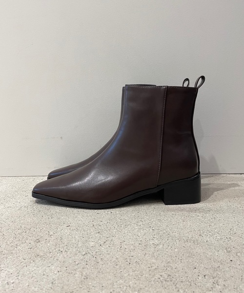 Didot.showroom(ディドット ショールーム)の「smart square short boots / スマートスクエアショートブーツ(ブーツ・レディース・ブラック/ブラウン・24.5cm/25cm/23cm/23.5cm/24cm)」の6枚目の写真