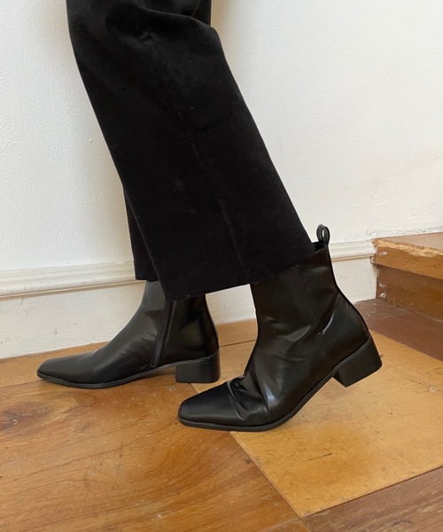 Didot.showroom(ディドット ショールーム)の「smart square short boots / スマートスクエアショートブーツ(ブーツ・レディース・ブラック/ブラウン・24.5cm/25cm/23cm/23.5cm/24cm)」の8枚目の写真