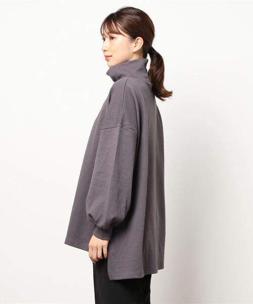 reca(レカ)の「ハイネックルーズプルオーバー(スウェット・レディース・ブラック/グレイッシュベージュ/チャコールグレー/キャメル/ダークブラウン・FREE)」の6枚目の写真