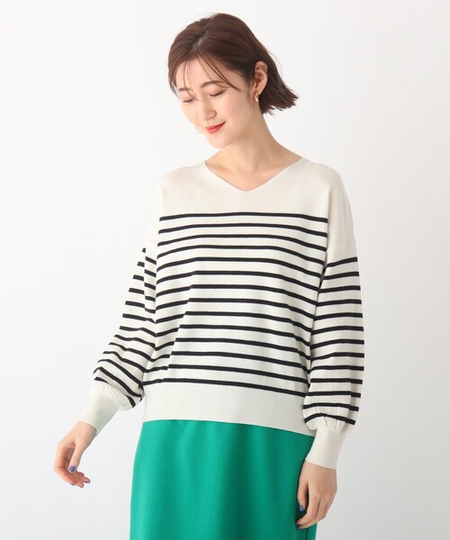 AG by aquagirl（エージーバイアクアガール）の「◆DERBY Vネックドルマンニット【WEB限定サイズ】（ニット/セーター・レディース・ホワイト系/ホワイト系その他3/オレンジ/レモンイエロー/ブラック/ライトグレー・38/36/40）」の7枚目の写真