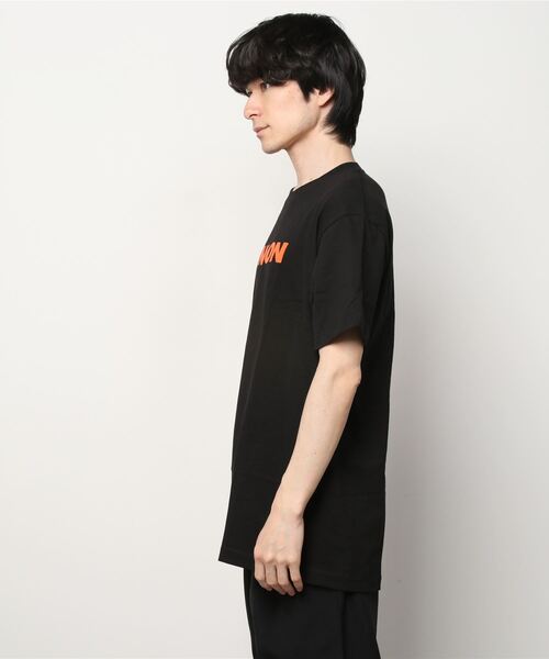 UNION（ユニオン）の「【UNION/ユニオン】UNION TEE　ロゴTシャツ　ユニセックス（Tシャツ/カットソー・メンズ・ブラック・SMALL/MEDIUM/LARGE）」の3枚目の写真