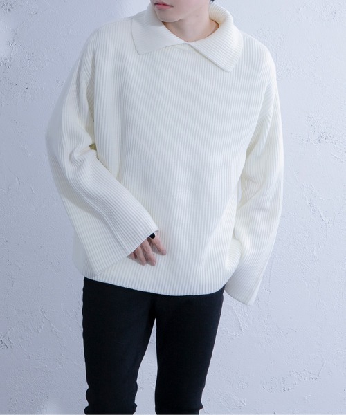 Ellno Loset（エルノロゼット）の「襟付きフレアニット（ニット