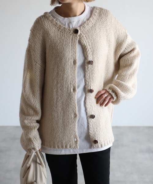 4youstory（フォーユーストーリー）の「ローゲージニットカーディガン（カーディガン/ボレロ・レディース・ブラック/アイボリー/グレイッシュベージュ・FREE）」の2枚目の写真
