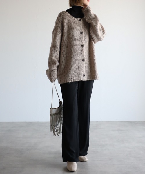 4youstory（フォーユーストーリー）の「ローゲージニットカーディガン（カーディガン/ボレロ・レディース・ブラック/アイボリー/グレイッシュベージュ・FREE）」の19枚目の写真