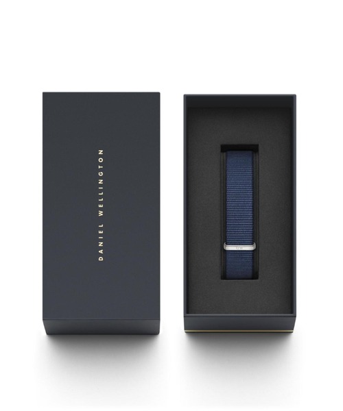 Daniel Wellington(ダニエルウェリントン)の「CLASSIC BAYSWATER時計ベルト(アナログ腕時計・レディース・シルバー/ゴールド・36mm/40mm)」の3枚目の写真