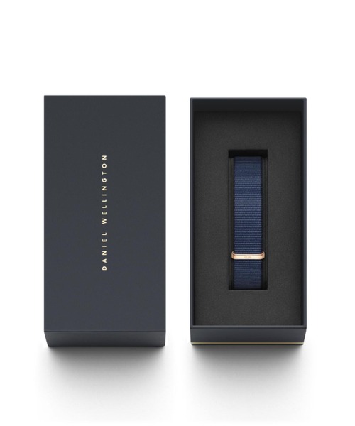 Daniel Wellington(ダニエルウェリントン)の「CLASSIC BAYSWATER時計ベルト(アナログ腕時計・レディース・シルバー/ゴールド・36mm/40mm)」の4枚目の写真