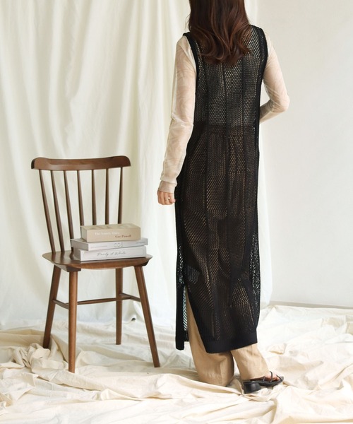 HER CLOSET(ハークローゼット)の「【shemoshelly】チェックメッシュ透かし編みニットベストワンピース(ワンピース・レディース・ブラック/アイボリー/ライトカーキ/テラコッタ・M)」の10枚目の写真