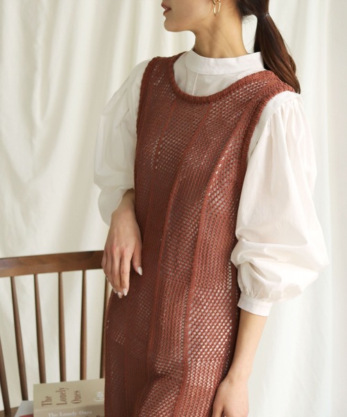 HER CLOSET(ハークローゼット)の「【shemoshelly】チェックメッシュ透かし編みニットベストワンピース(ワンピース・レディース・ブラック/アイボリー/ライトカーキ/テラコッタ・M)」の14枚目の写真