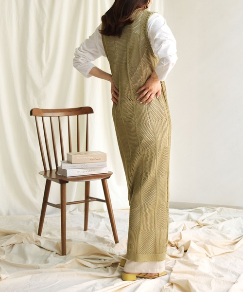 HER CLOSET(ハークローゼット)の「【shemoshelly】チェックメッシュ透かし編みニットベストワンピース(ワンピース・レディース・ブラック/アイボリー/ライトカーキ/テラコッタ・M)」の15枚目の写真