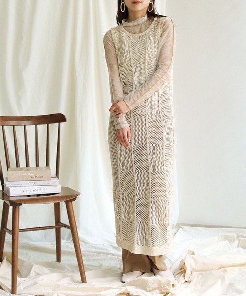 HER CLOSET(ハークローゼット)の「【shemoshelly】チェックメッシュ透かし編みニットベストワンピース(ワンピース・レディース・ブラック/アイボリー/ライトカーキ/テラコッタ・M)」の17枚目の写真